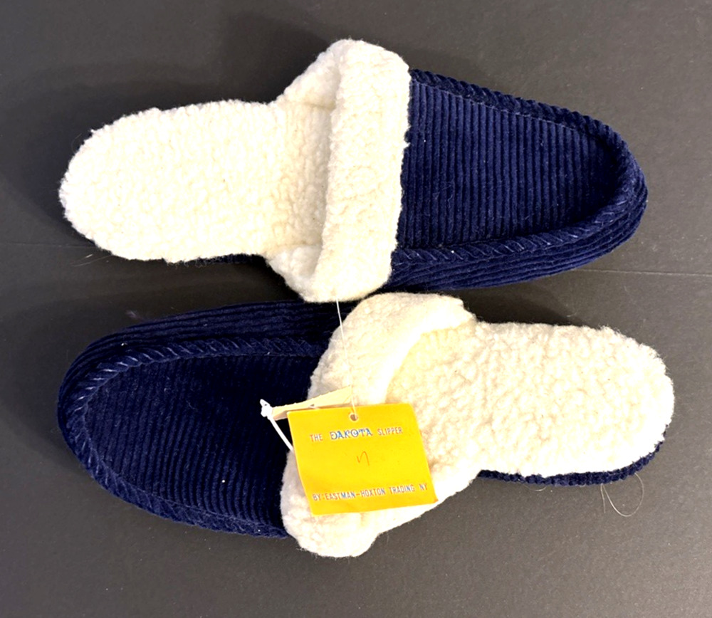 New Women's Dakota Slip-On Navy Blue Cushy Slippers in Size 11 - NWT